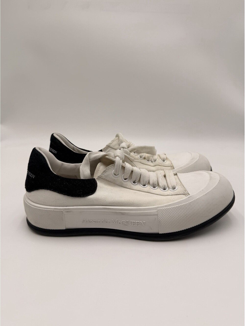 Alexander McQueen Deck Plimsoll white / black Low Top sneakers Size 43